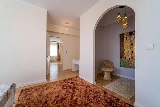 Business Tek Büyük Yataklı Oda