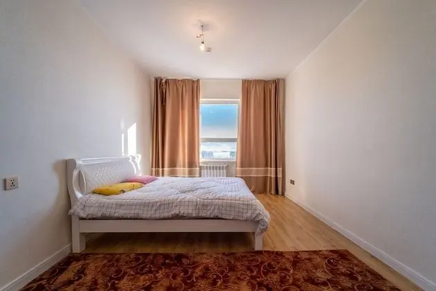 Business Tek Büyük Yataklı Oda