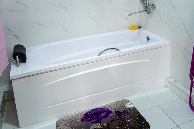 Business Tek Büyük Yataklı Oda