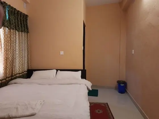 Basic Tek Büyük Yataklı Oda