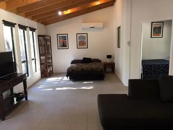 Corroboree Spa Cabin