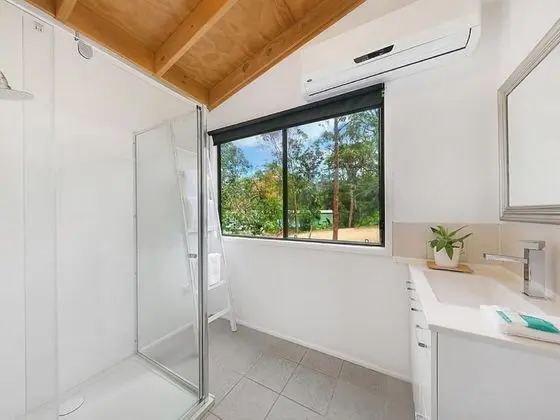Corroboree Spa Cabin