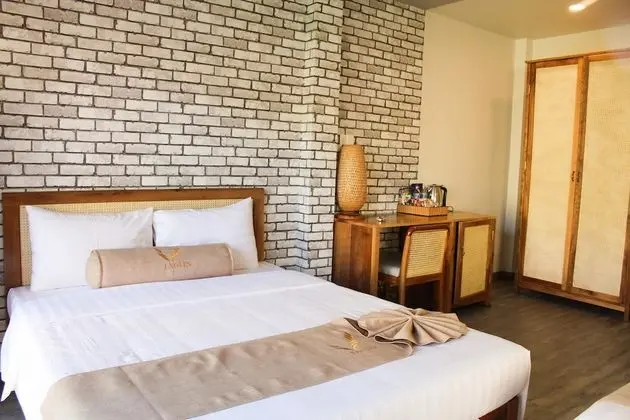 Bungalov, Bahçe Manzaralı