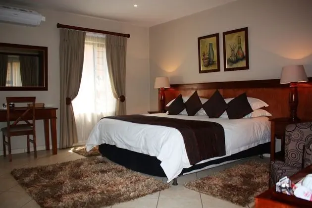 Comfort Tek Büyük Yataklı Oda