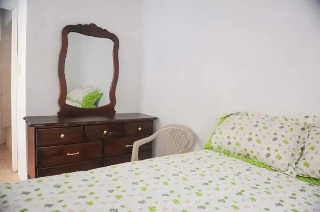 Comfort Oda, 1 Büyük (Queen) Boy Yatak