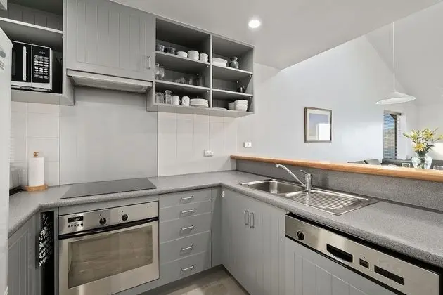 Apart Daire, 3 Yatak Odası, Balkon, Göl Manzaralı