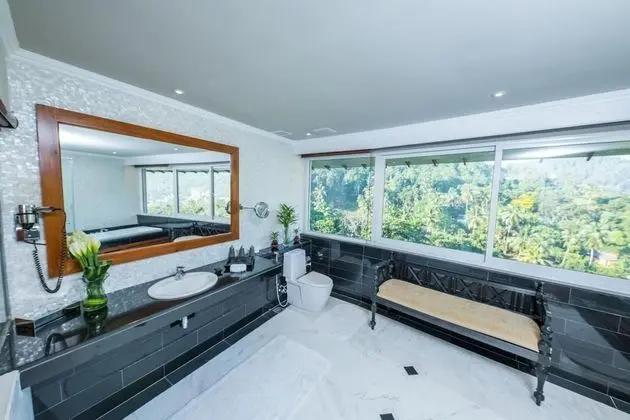 Mountbatten Suite
