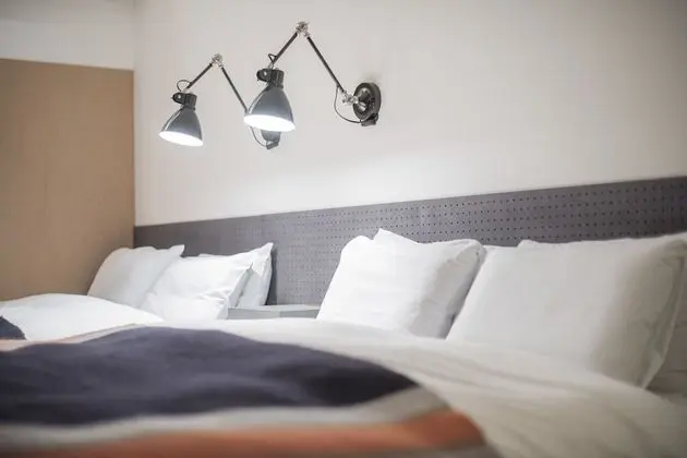 Standard İki Ayrı Yataklı Oda (Standard double-beds twin room 103)