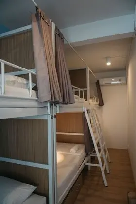 Bunk Bed Female Shared in Dormitory