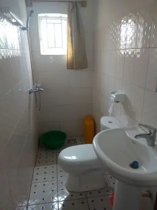 Tek Kişilik Oda, Ortak Banyo