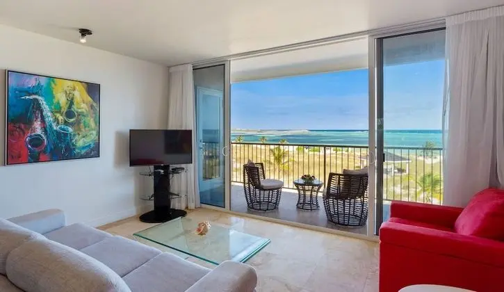 2 Bedroom Deluxe Beachfront Suite