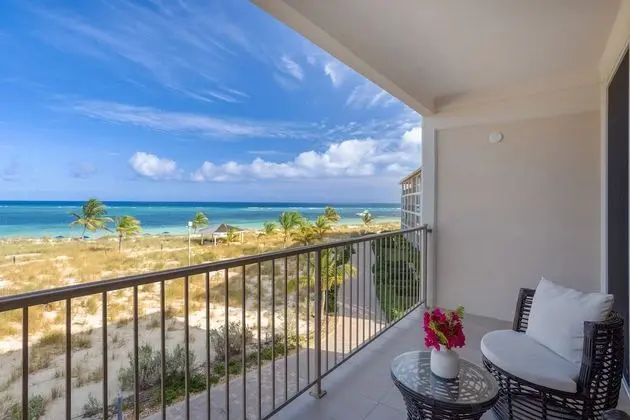 2 Bedroom Deluxe Beachfront Suite