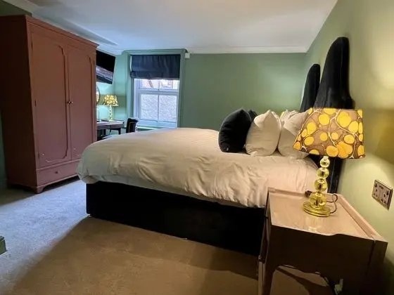 Deluxe Super King or Twin Room
