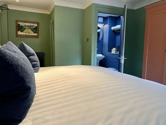 Deluxe Super King or Twin Room