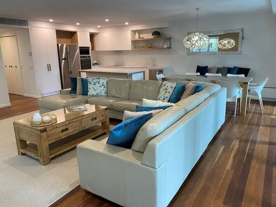 Çatı Katı Süiti (Penthouse) (Belongil)