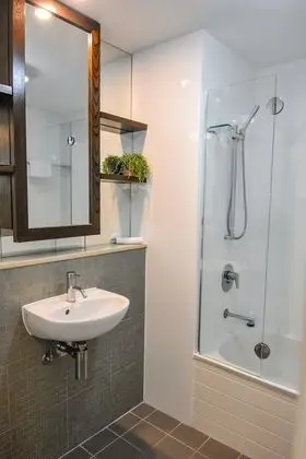 Villa, Havuz Kenarı