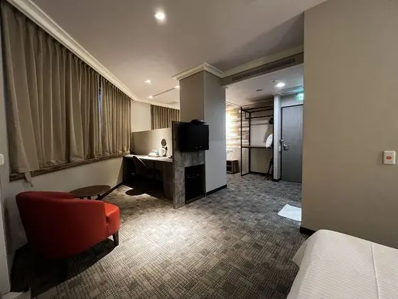 Executive Oda, Köşe