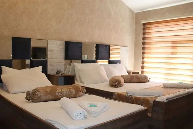 Family Üç Kişilik Oda, Şehir Manzaralı