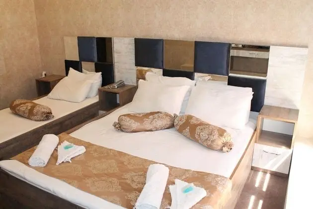 Family Üç Kişilik Oda, Şehir Manzaralı