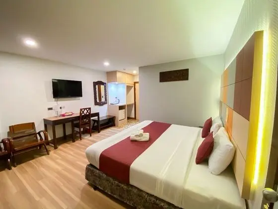 Deluxe Tek Büyük Yataklı Oda