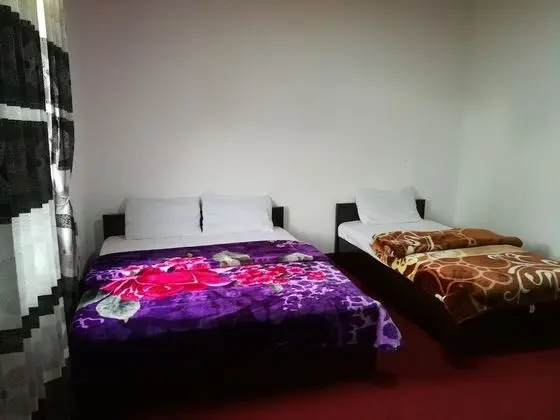 Üç Kişilik Oda