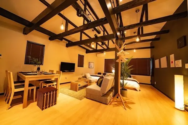 Premium Çatı Katı Süiti (Penthouse) (2F)