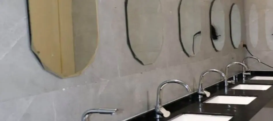 Ortak Ranzalı Oda, Sadece kadınlar için, Ortak Banyo (6ppl)