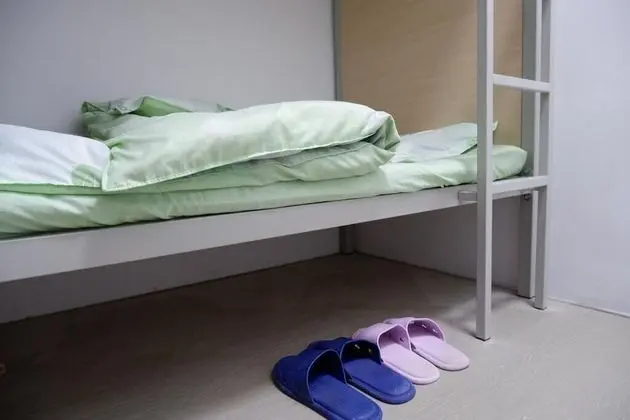 Ortak Ranzalı Oda, Sadece kadınlar için, Ortak Banyo (8ppl)