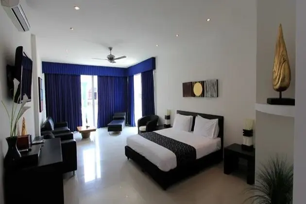 Executive Suite