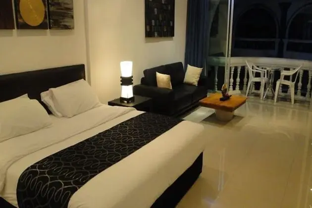 Executive Suite