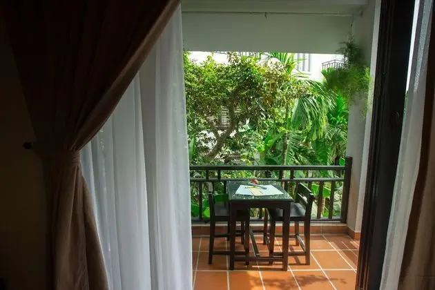 Villa (Harmony)
