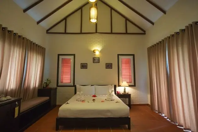 Villa (Home)