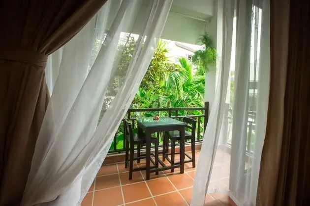 Villa (Home)