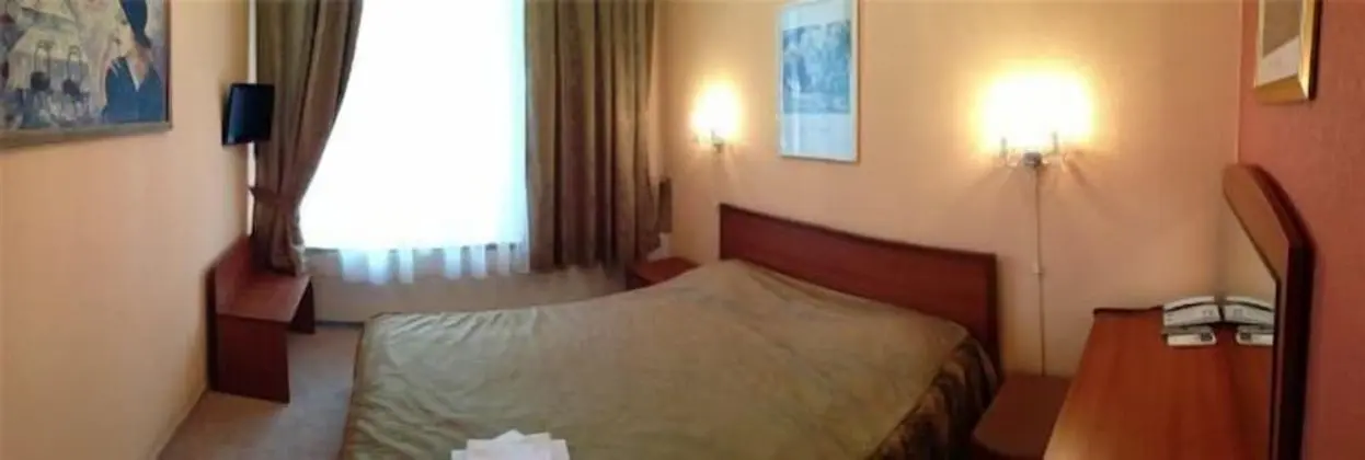 Standard Tek Büyük Yataklı Oda