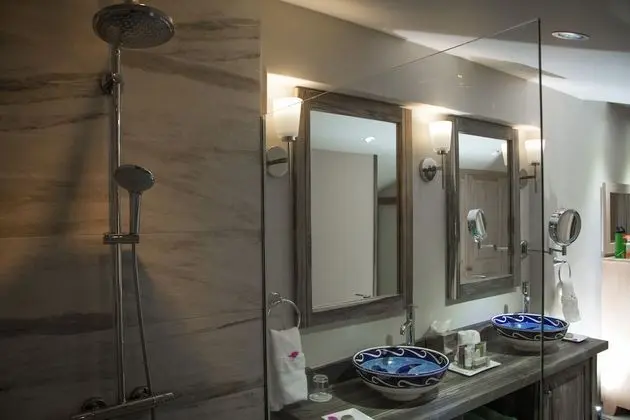 Superior Kır Evi, Bahçeli