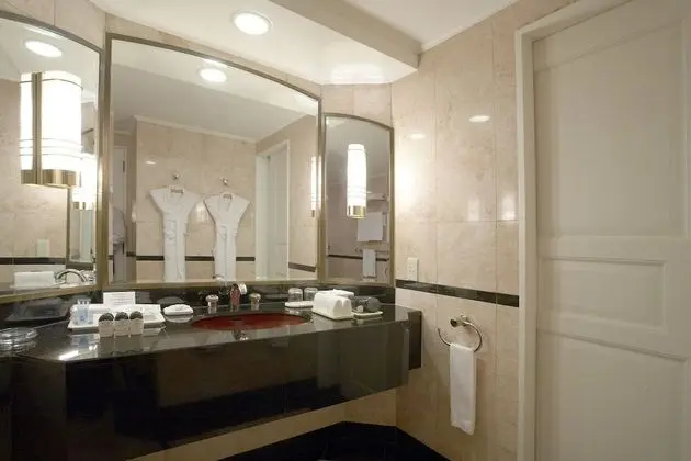 Süit, Sigara İçilmez, Şehir Manzaralı