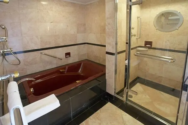 Süit, Sigara İçilmez, Şehir Manzaralı