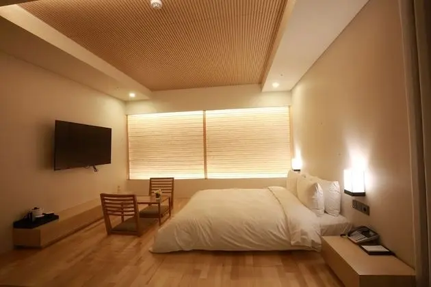 Superior Tek Büyük Yataklı Oda