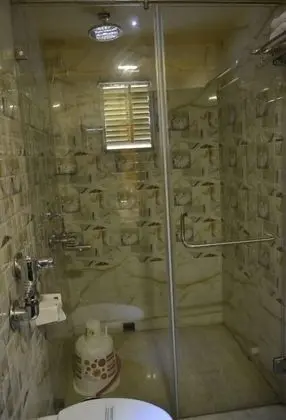 Standard Tek Büyük veya İki Ayrı Yataklı Oda, 1 Yatak Odası, Buzdolabı, Köşe
