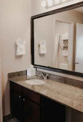 One Bedroom King Suite