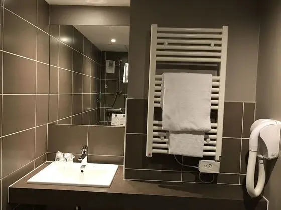 Standard Süit, 1 Çift Kişilik Yatak