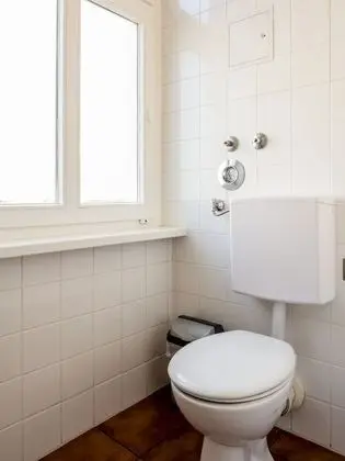 Classic İki Ayrı Yataklı Oda, Ortak Banyo