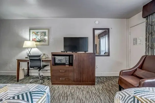 Standard Oda, 2 Büyük (Queen) Boy Yatak, Sigara İçilmez