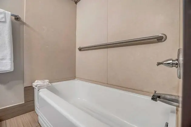 Standard Oda, 2 Büyük (Queen) Boy Yatak, Sigara İçilmez