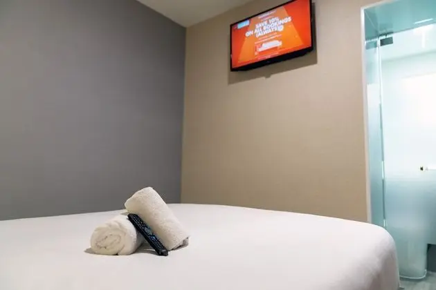 Basic Tek Büyük Yataklı Oda