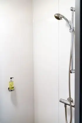 Tek Büyük Yataklı Oda (No Windows)