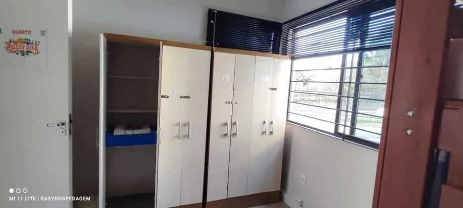 Quarto coletivo de 4 camas