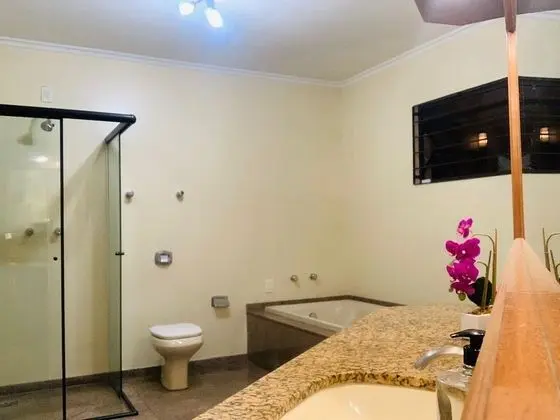 Quarto coletivo de 4 camas