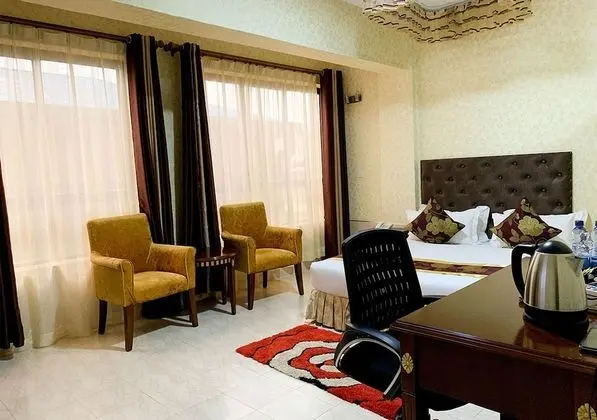 Deluxe Tek Büyük Yataklı Oda