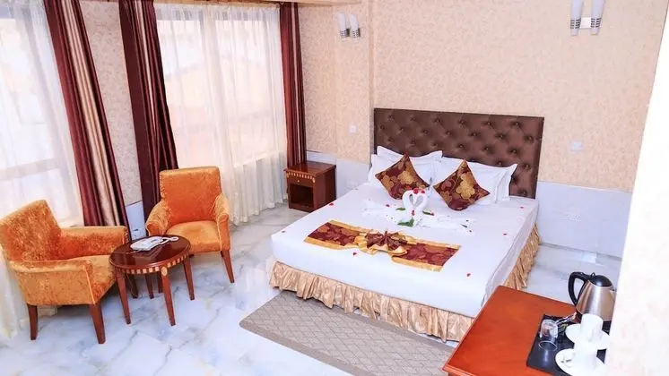 Deluxe Tek Büyük Yataklı Oda